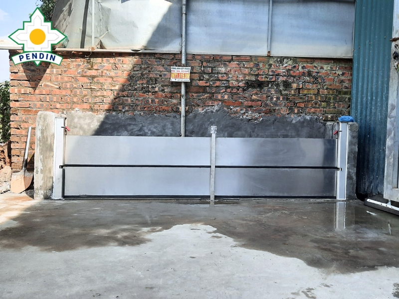 Cửa chống ngập cánh nhôm có giá thành hợp lý, dễ sử dụng Cửa chống ngập cánh nhôm có giá thành hợp lý, dễ sử dụng