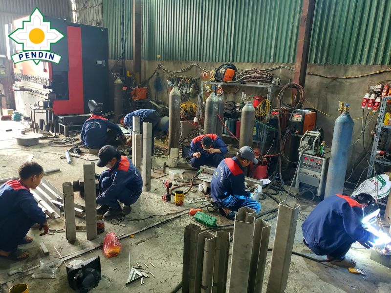 chủ đầu tư cũng cần quan tâm đến các khoản chi liên quan đến nhân công và quá trình thi công lắp đặt Khái toán chi phí