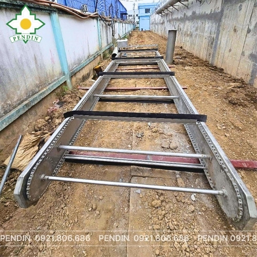 Thiết bị gạt váng nổi