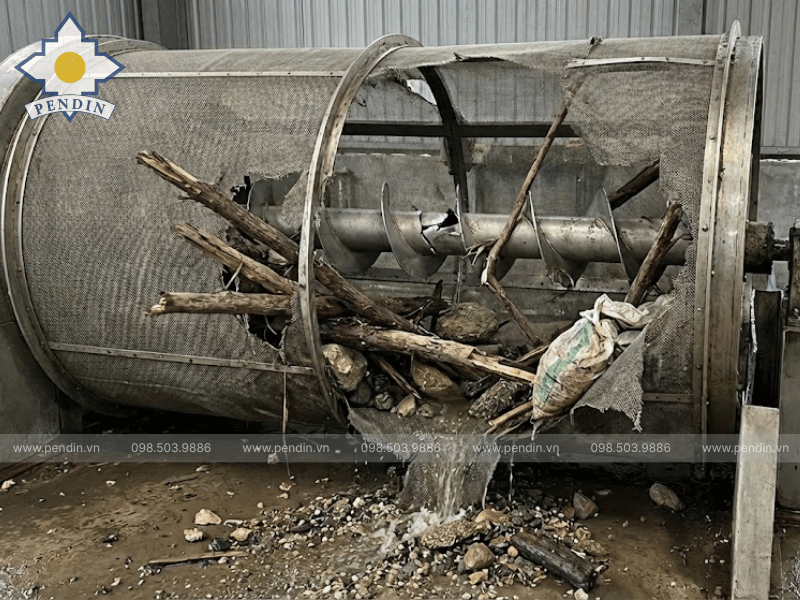 Lắp đặt sai vị trí trong dây chuyền Máy vớt rác trống quay