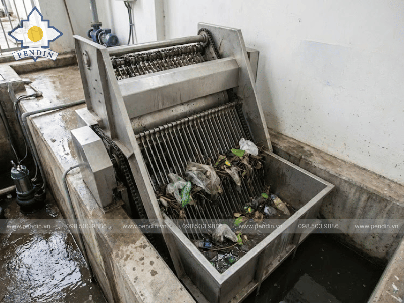 báo giá máy vớt rác lược cào