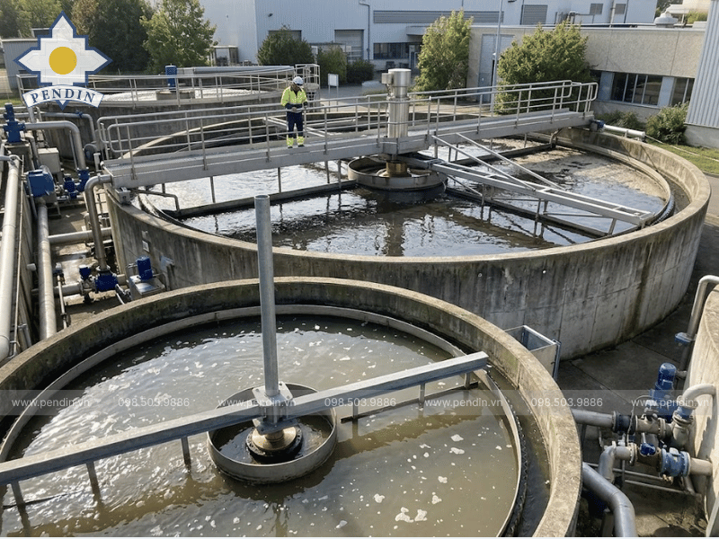 Kết cấu và chi phí cầu cào bùn trung tâm tối ưu cho bể lắng D < 16m