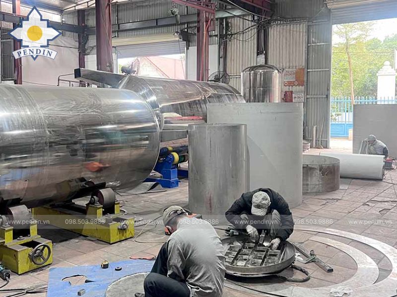 Quy trình gia công bồn lọc cát áp lực tiêu chuẩn tại xưởng Pendin