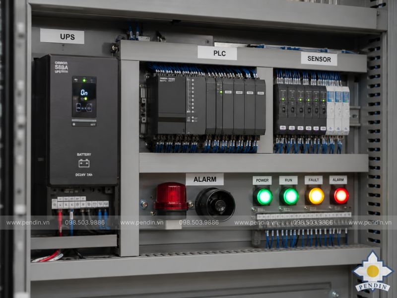 UPS cấp nguồn cho PLC, cảm biến và cảnh báo