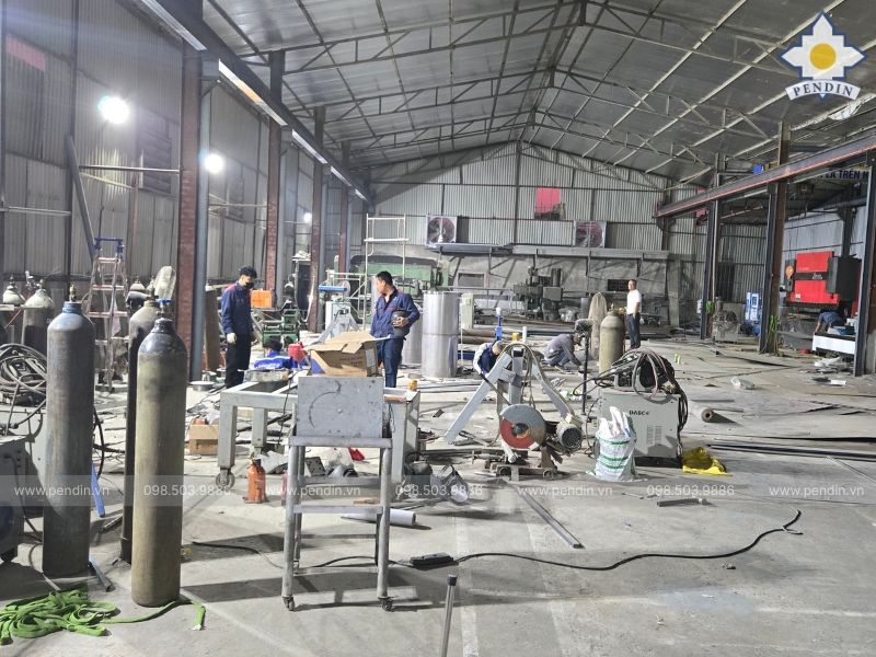 Gia công theo bản vẽ hay theo hiện trạng công trình
