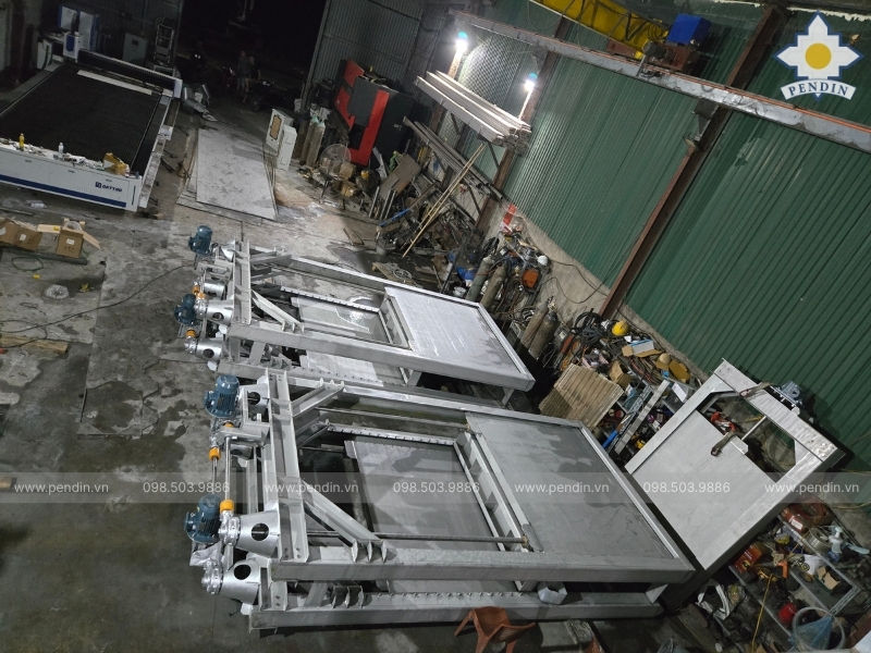Gia công van cửa phai