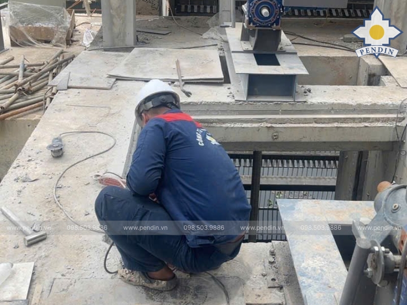 Hồ điều hòa và hố bơm